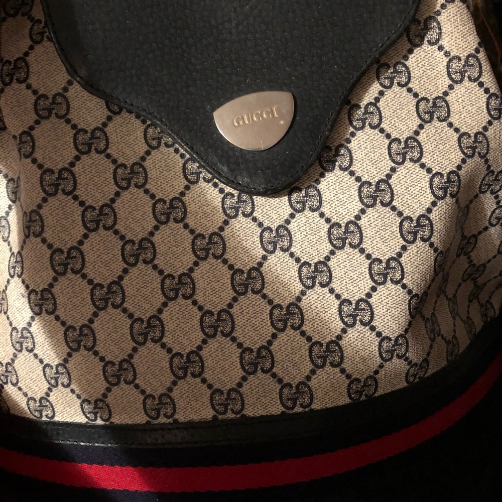 Vintage Gucci bucket bag